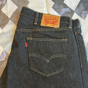 Levi's Men's Dark Gray Straight Jeans